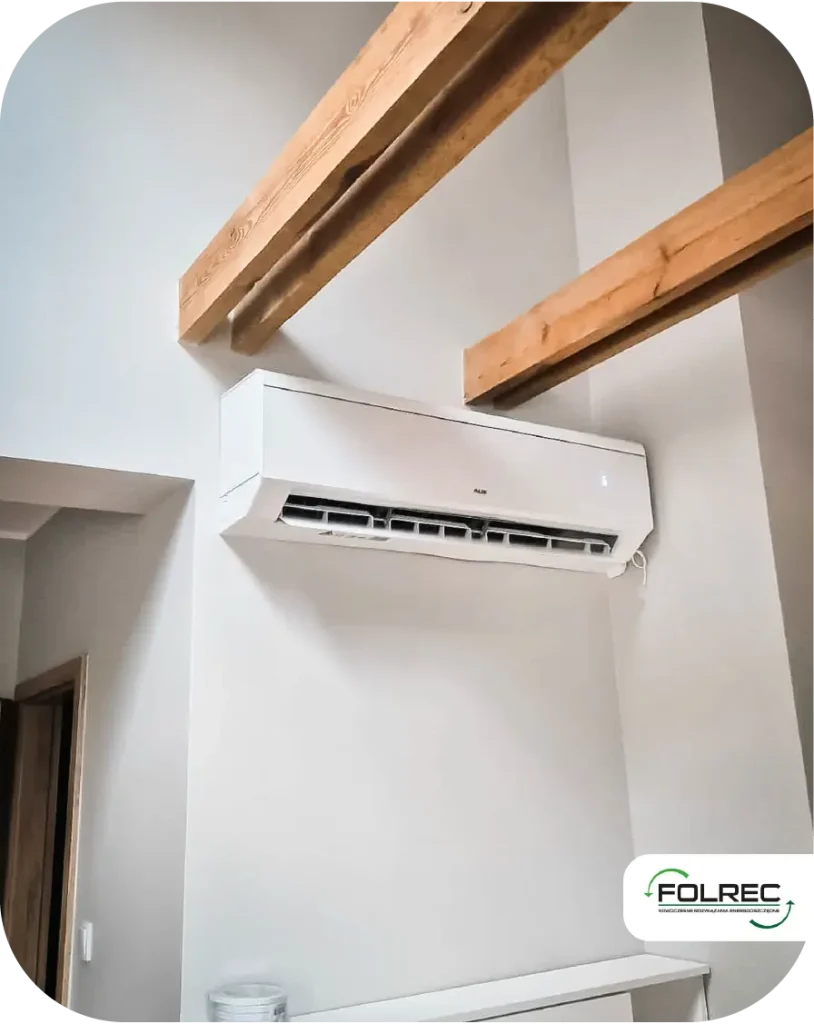 Klimatyzator na ścianie w domu jednorodzinnym Jarocin