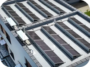 Instalacja paneli słonecznych Jarocin nowy budynek mieszkalny
